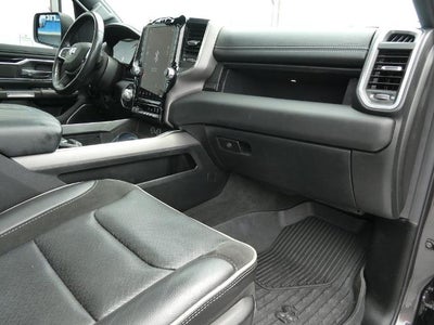 2021 RAM 1500 Laramie 4x4 Crew Cab 5'7" Box