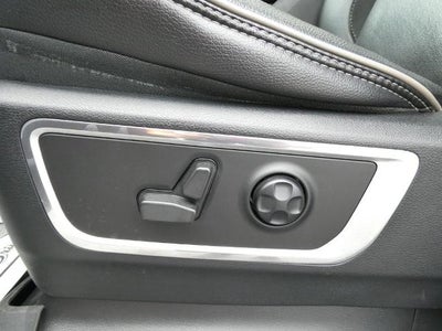2021 RAM 1500 Laramie 4x4 Crew Cab 5'7" Box