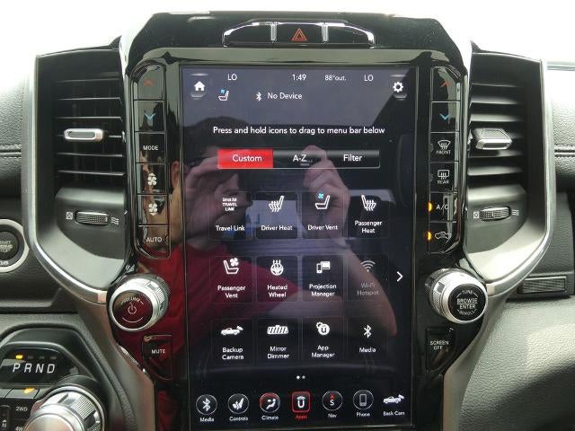 2021 RAM 1500 Laramie 4x4 Crew Cab 5'7" Box