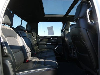 2021 RAM 1500 Laramie Crew Cab 4x4 5'7' Box