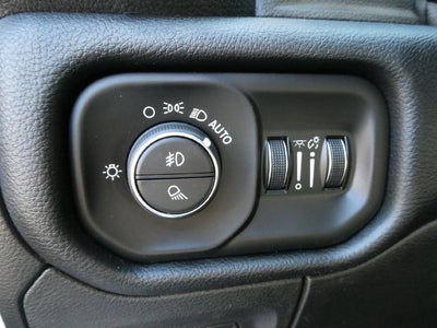 2021 RAM 1500 Laramie Crew Cab 4x4 5'7' Box