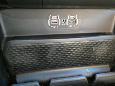 2021 RAM 1500 Laramie Crew Cab 4x4 5'7' Box