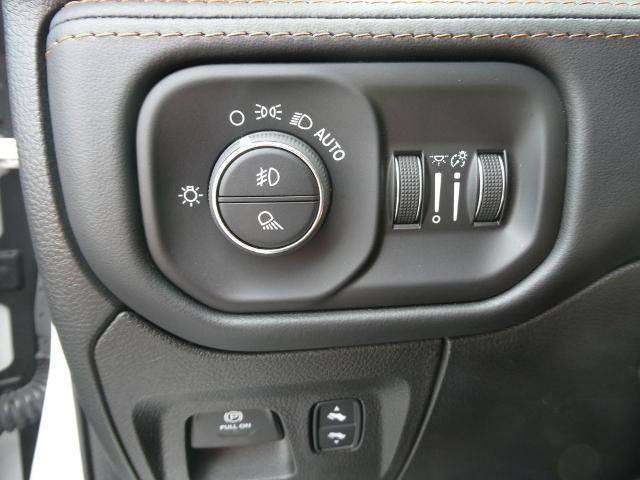 2022 RAM 1500 Limited Longhorn Crew Cab 4x4 6'4' Box