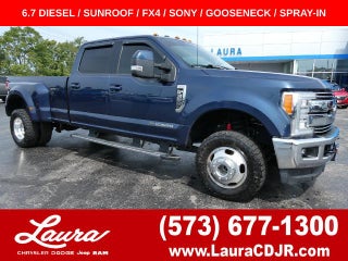 2017 Ford Super Duty F-350 DRW Lariat 4WD Crew Cab 8' Box