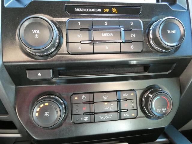 2016 Ford F-150 2WD SuperCrew 5-1/2 Ft Box XLT