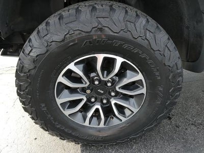 2014 Ford F-150 4WD SuperCrew 5-1/2 Ft Box SVT Raptor