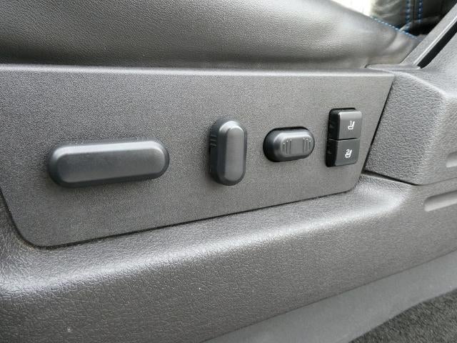 2014 Ford F-150 4WD SuperCrew 5-1/2 Ft Box SVT Raptor