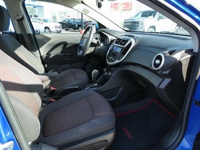 2020 Chevrolet Sonic FWD Sedan LT