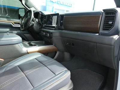 2024 Chevrolet Silverado 3500HD 4WD Crew Cab Long Bed High Country
