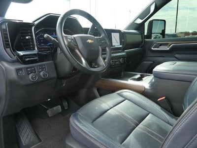 2024 Chevrolet Silverado 3500HD 4WD Crew Cab Long Bed High Country