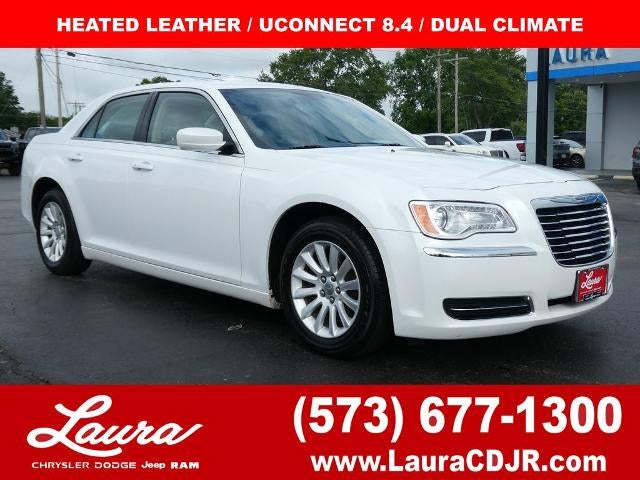 2014 Chrysler 300's photo