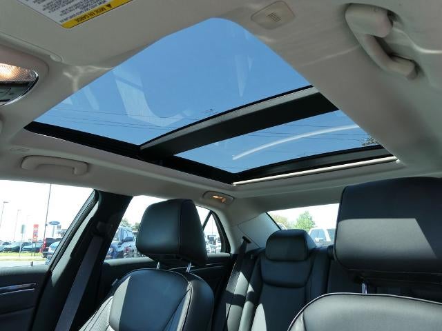 2023 Chrysler 300 Touring L