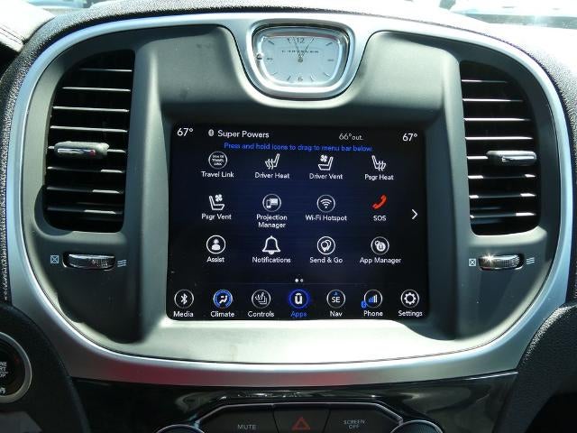 2023 Chrysler 300 Touring L