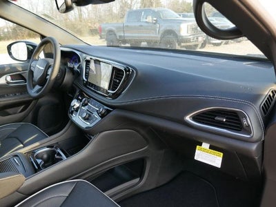 2026 Chrysler Pacifica PACIFICA LIMITED AWD