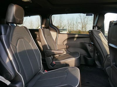 2026 Chrysler Pacifica PACIFICA LIMITED AWD