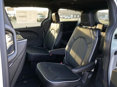 2026 Chrysler Pacifica PACIFICA LIMITED AWD
