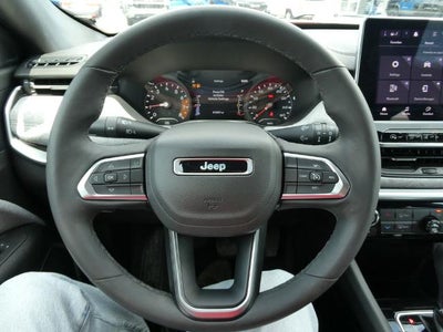 2023 Jeep Compass Latitude Lux FWD