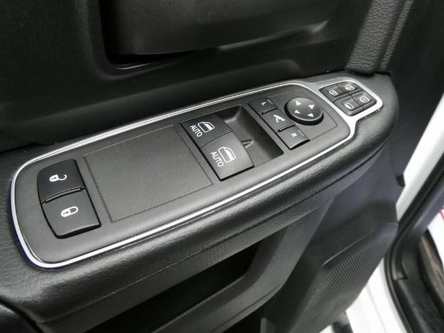 2024 RAM 3500 Tradesman Regular Cab 4x4 8' Box