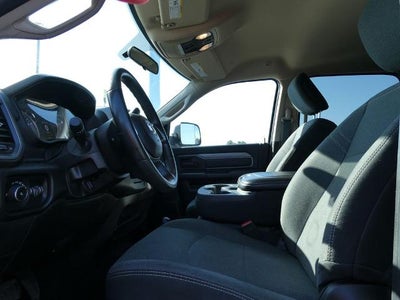 2020 RAM 3500 Tradesman 4x4 Crew Cab 6'4" Box