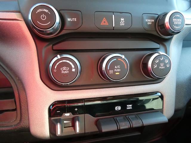 2020 RAM 3500 Tradesman 4x4 Crew Cab 6'4" Box