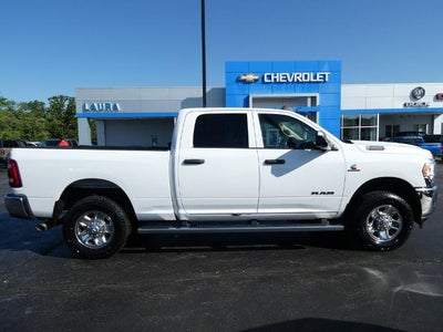 2020 RAM 3500 Tradesman 4x4 Crew Cab 6'4" Box