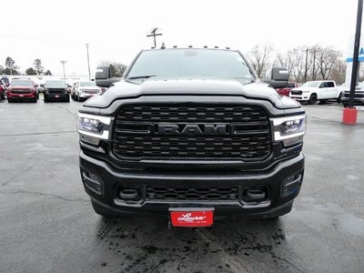2024 RAM 3500 Big Horn Crew Cab 4x4 8' Box