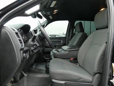 2024 RAM 3500 Big Horn Crew Cab 4x4 8' Box