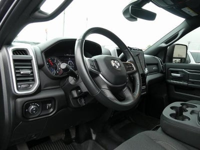 2024 RAM 3500 Big Horn Crew Cab 4x4 8' Box