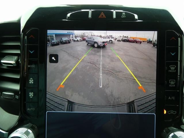 2024 RAM 3500 Big Horn Crew Cab 4x4 8' Box