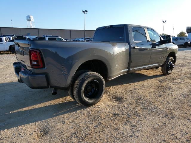 2027 RAM 3500 RAM 3500 BIG HORN CREW CAB 4X4 8' BOX