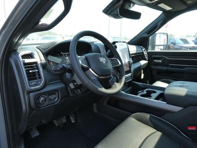 2026 RAM 3500 RAM 3500 LARAMIE CREW CAB 4X4 8' BOX