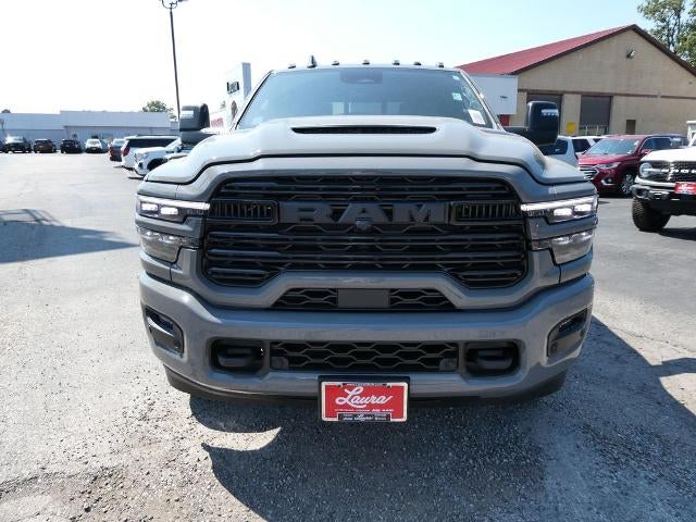 2026 RAM 3500 RAM 3500 LARAMIE CREW CAB 4X4 8' BOX