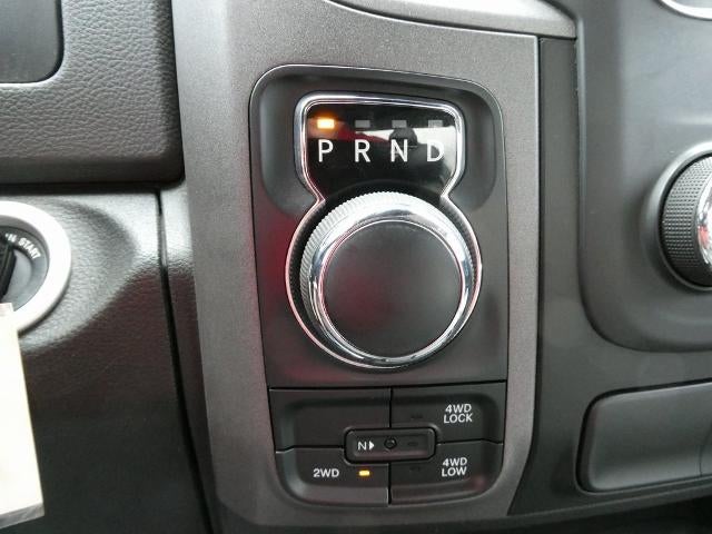 2020 RAM 1500 Classic Tradesman Crew Cab 4x4 5'7' Box