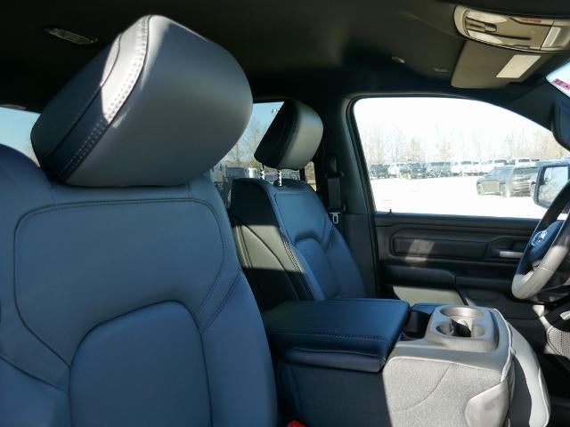 2026 RAM Ram 1500 RAM 1500 TRADESMAN CREW CAB 4X4 5'7' BOX