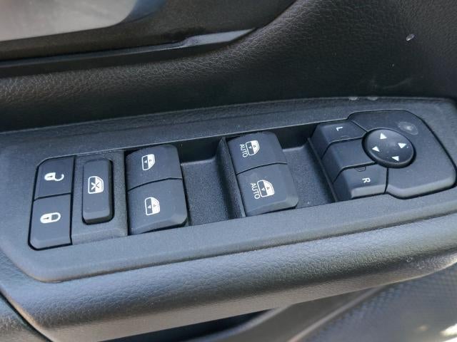 2026 RAM Ram 1500 RAM 1500 TRADESMAN CREW CAB 4X4 5'7' BOX