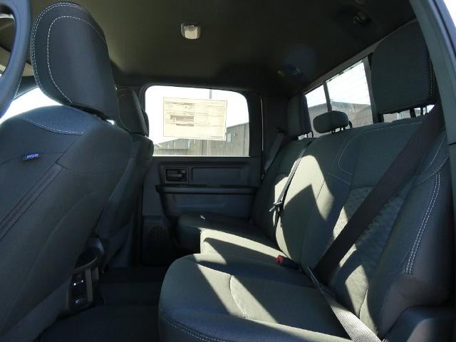 2027 RAM 2500 RAM 2500 TRADESMAN CREW CAB 4X4 6'4' BOX