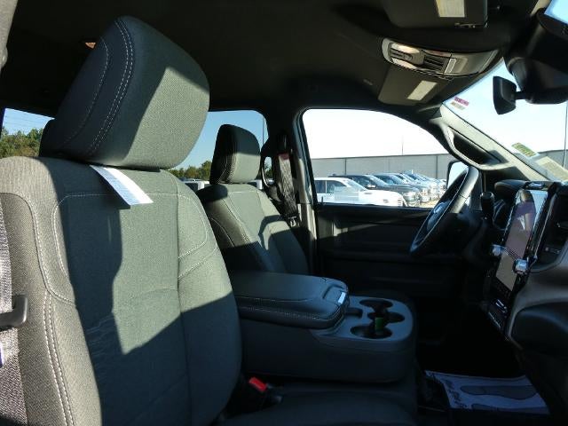 2027 RAM 2500 RAM 2500 TRADESMAN CREW CAB 4X4 6'4' BOX