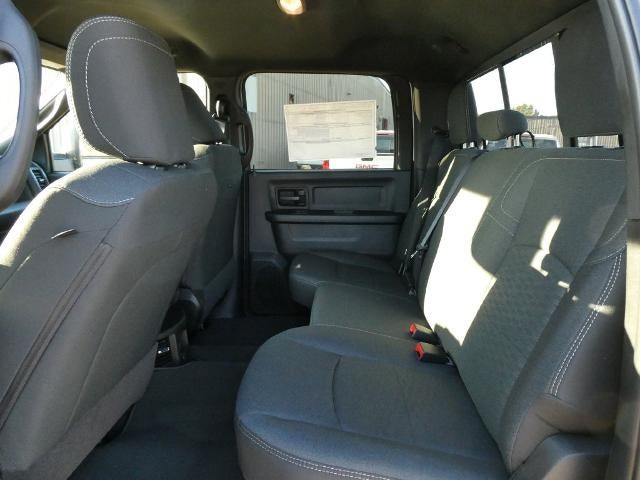 2027 RAM 2500 RAM 2500 TRADESMAN CREW CAB 4X4 6'4' BOX