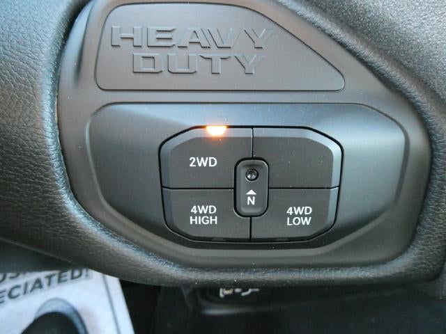 2027 RAM 2500 RAM 2500 BLACK EXPRESS CREW CAB 4X4 6'4' BOX