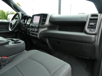 2022 RAM 2500 Tradesman Crew Cab 4x4 6'4' Box
