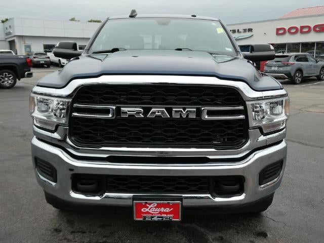 2022 RAM 2500 Tradesman Crew Cab 4x4 6'4' Box