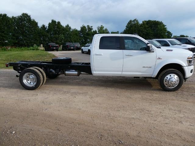 2026 RAM Ram 5500 Chassis Cab RAM 5500 BIG HORN CHASSIS CREW CAB 4X4 84' CA