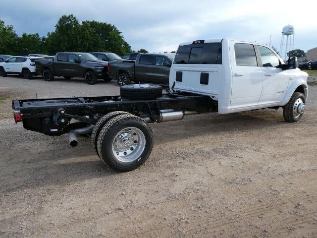 2026 RAM Ram 5500 Chassis Cab RAM 5500 BIG HORN CHASSIS CREW CAB 4X4 84' CA