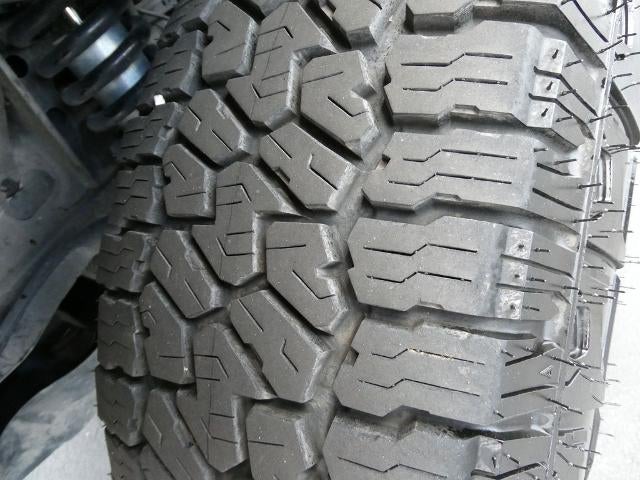 2023 Toyota Tacoma 4WD 4WD SR Double Cab 5' Bed V6 AT (GS)