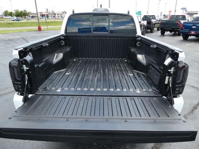 2023 Toyota Tacoma 4WD 4WD SR Double Cab 5' Bed V6 AT (GS)