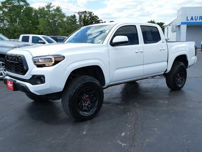2023 Toyota Tacoma 4WD 4WD SR Double Cab 5' Bed V6 AT (GS)
