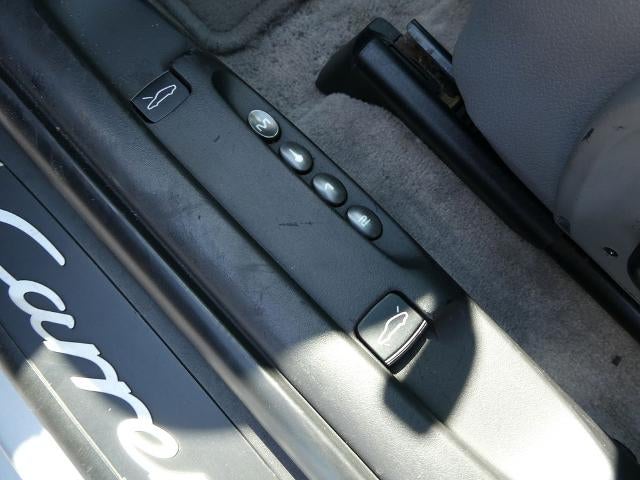 2003 Porsche 911 Carrera
