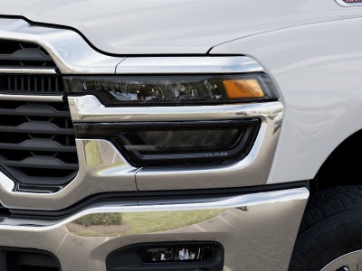 2027 RAM 2500 RAM 2500 TRADESMAN CREW CAB 4X4 6'4' BOX