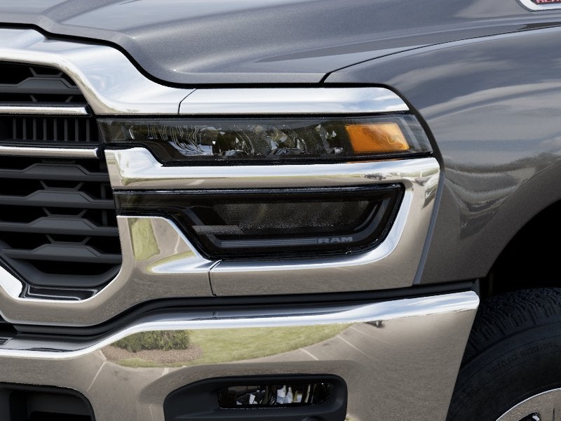 2027 RAM 2500 RAM 2500 TRADESMAN CREW CAB 4X4 6'4' BOX