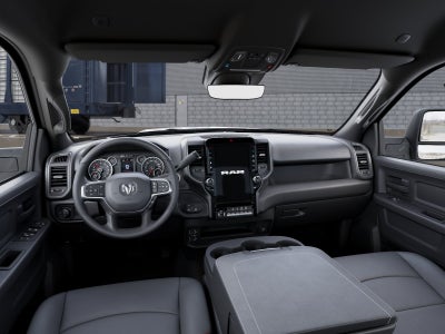 2027 RAM 2500 RAM 2500 TRADESMAN CREW CAB 4X4 6'4' BOX